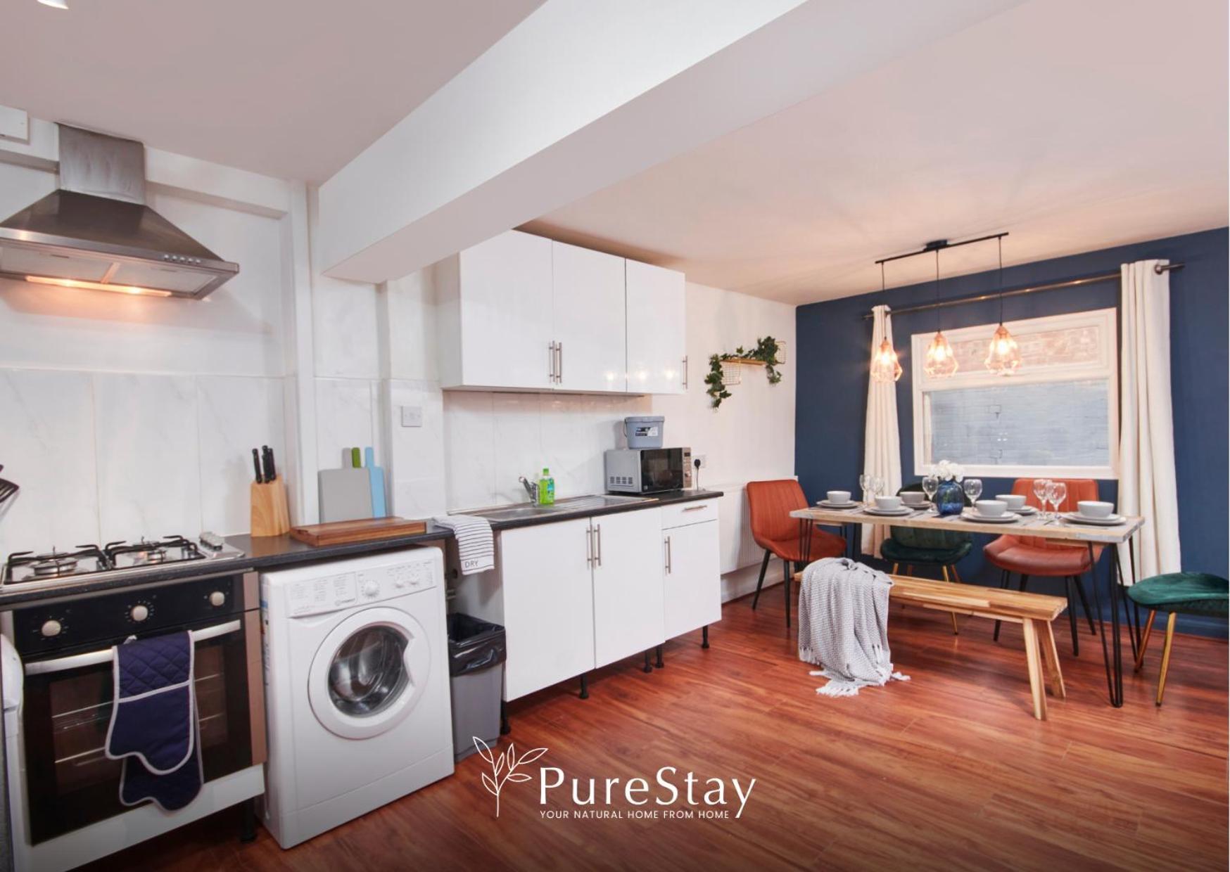 5 Bed House In Leamington Spa Perfect For Contractors With 7 Beds By Purestay - 14 Night Min! Exterior foto